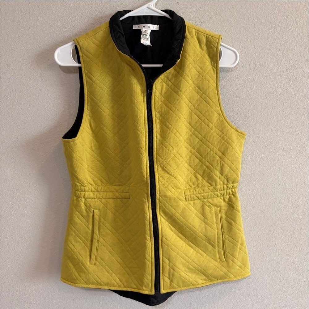 CAbi Travel Reversible Quilted Vest S Yellow Black Full Zip Gorpcore Outdoor